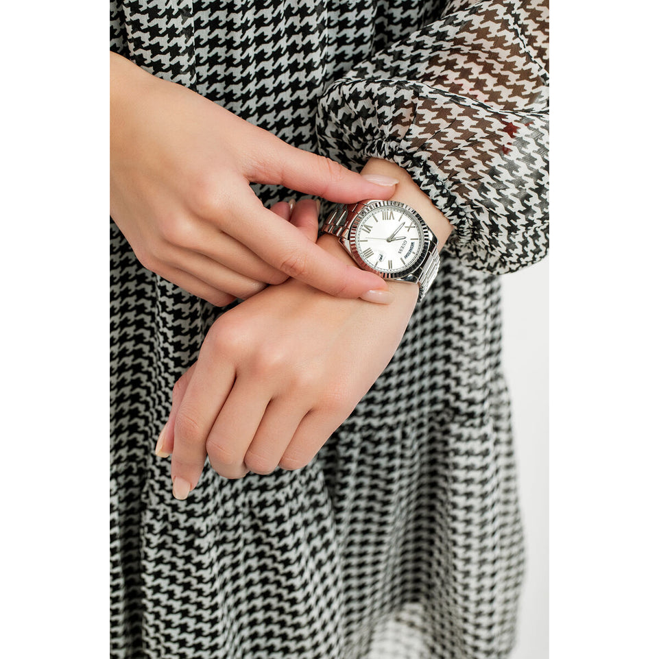 V9H10EAAAD0EBF22A2F5232A1F96DF3A311R3893324P5