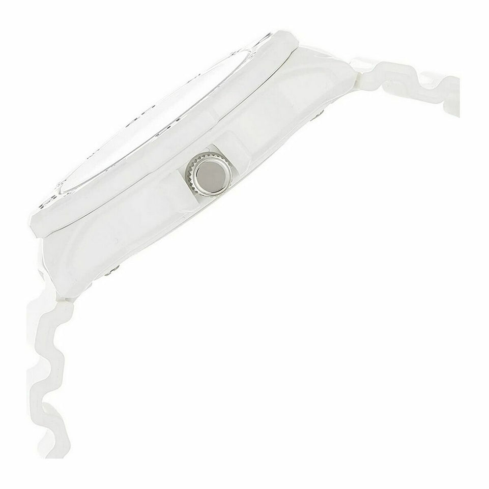 V6H7D02E04F3F4F58B8C3E86A6D01D89182R3341065P3