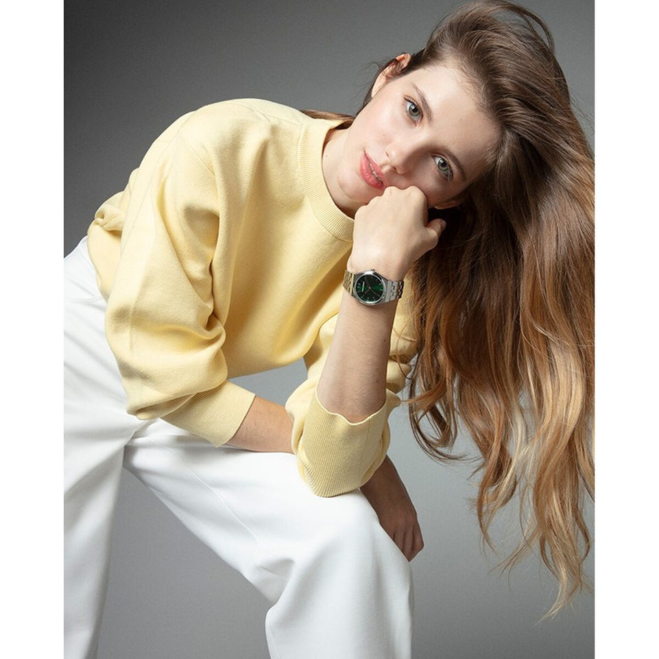 V5H510DFF19CFB1F166E84FC54D7DD0A9BCR6654044P4