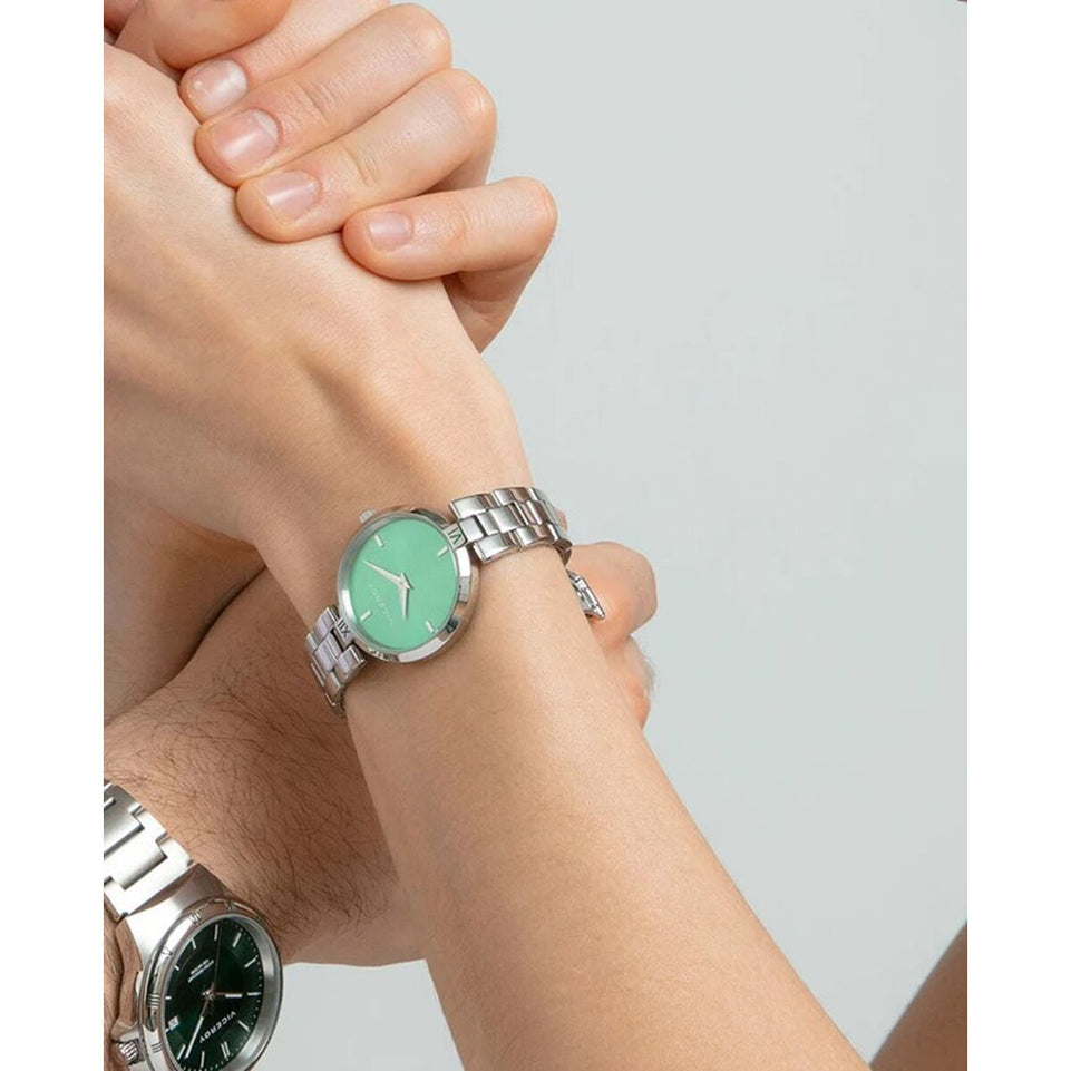 V3H475FDF88EF33155C1AE4D3044AE2D2FFR6732830P4