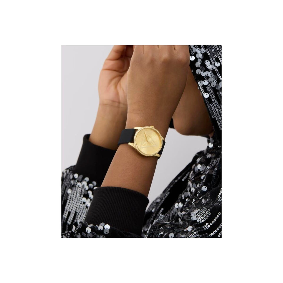 V4H6BD396AB0A89952B74B526446D32055AR7470619P7