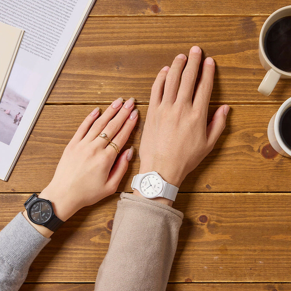 V6H561E2103DCEFF333449AFE5C359D743AR4923026P5