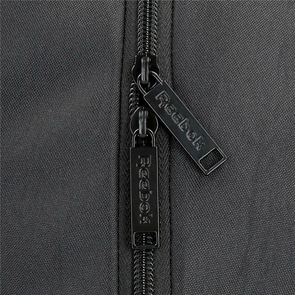 V7H4C22546A2E4BF60F3A796D5D19088D8BR4144716P7